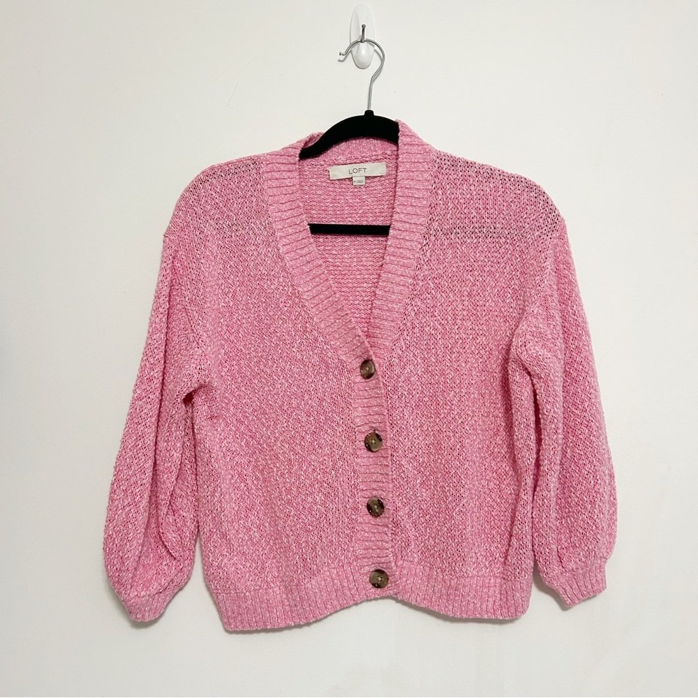 Loft | Woman’s Marled Pink V-neck 3/4 sleeve cardigan size Medium Great spring